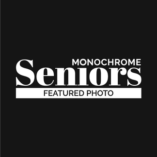 Monochrome Seniors emblem